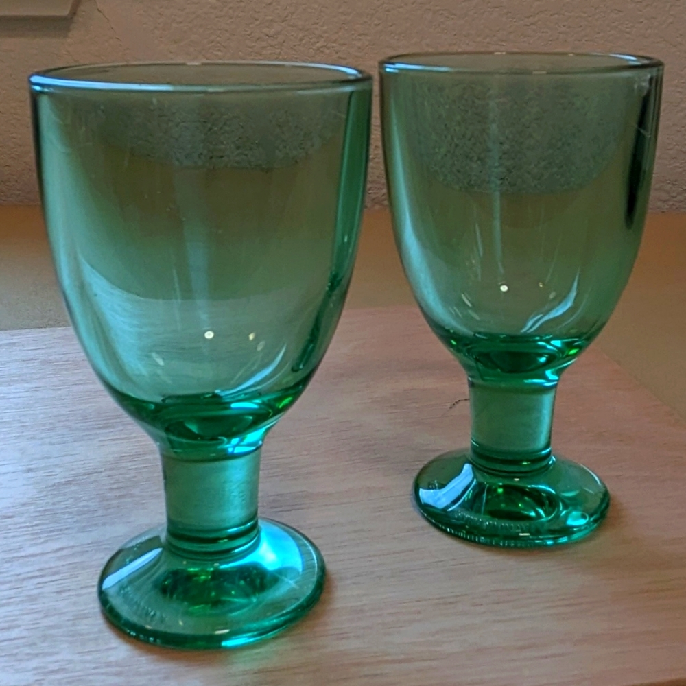 Drinking glass, Verna. Design, Kerttu Nurminen, Iittala.